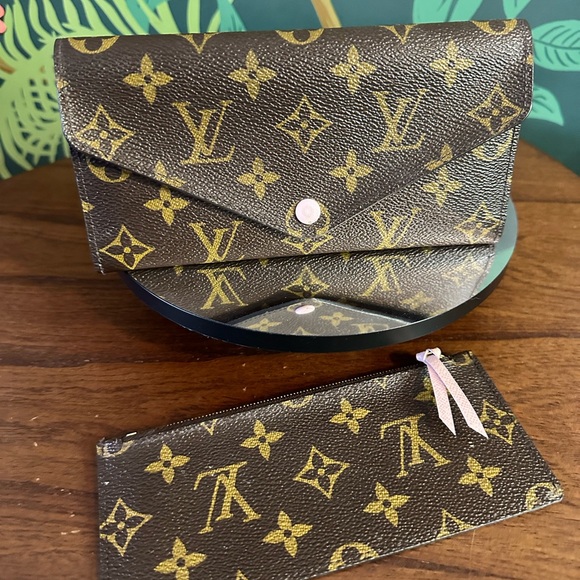Louis Vuitton Handbags - 🏆SOLD🏆LOUIS VUITTON Josephine Monogram Rose Ballerine Wallet ❤️🦄